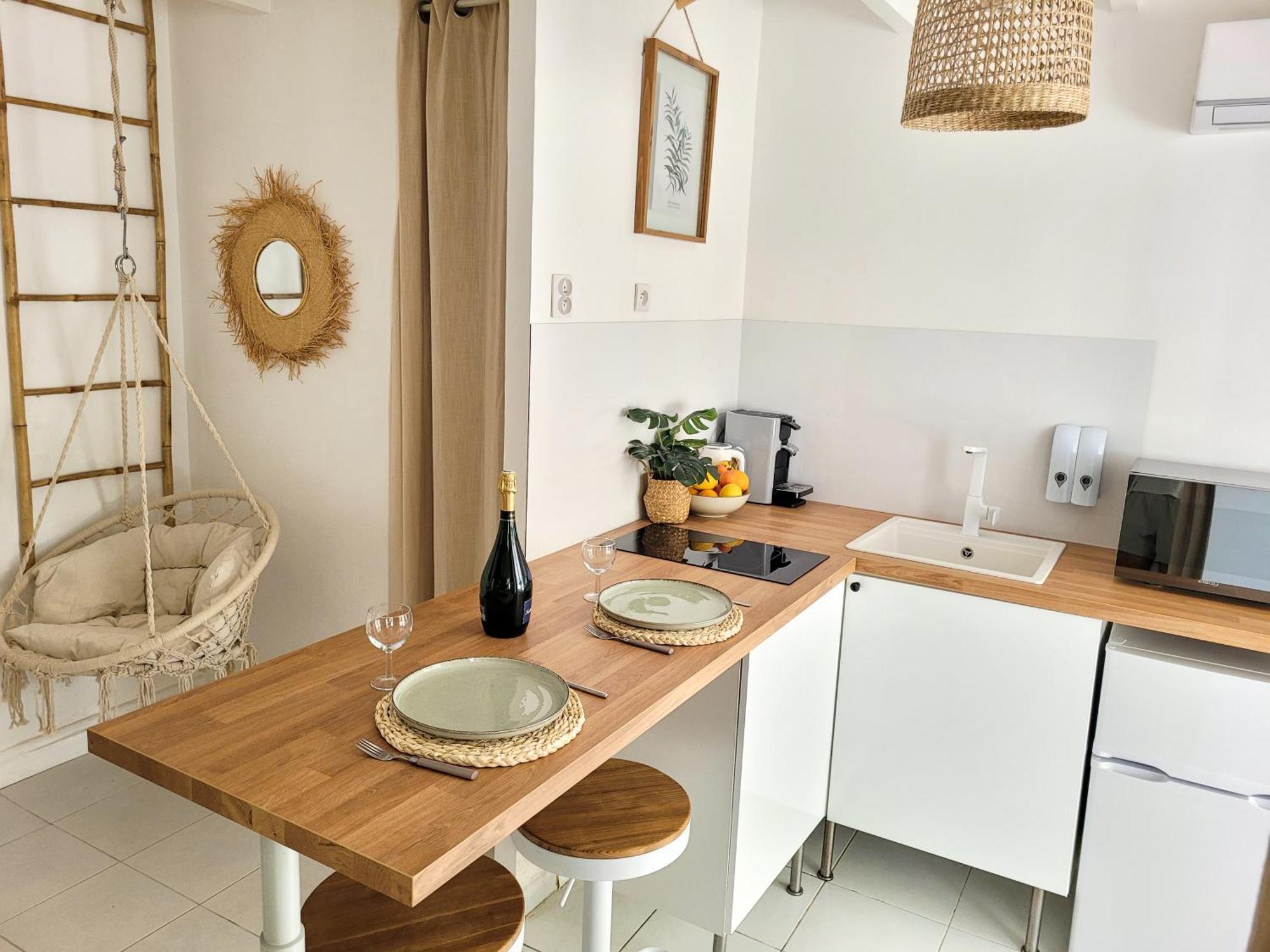 Studio Double Climatise Avec Terrasse - Proche Tram & Centre Montpellier Zewnętrze zdjęcie